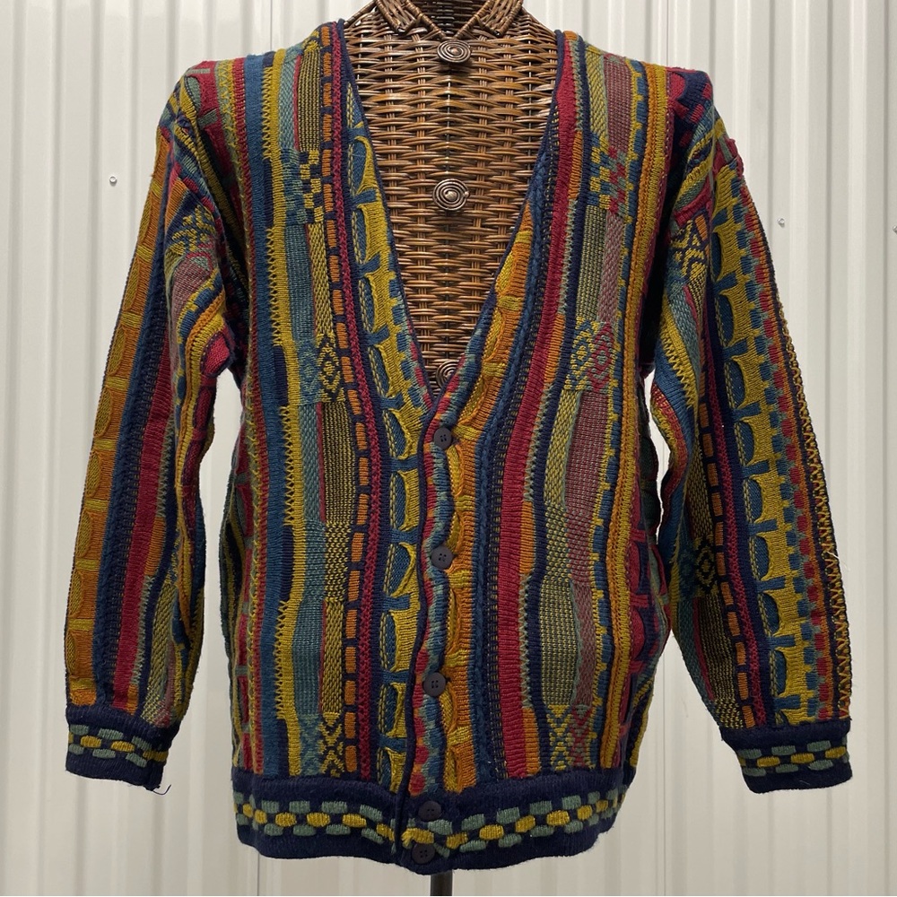 Vintage Expressions Coogi Style Cardigan Sweater size Medium 100% Acrylic EUC